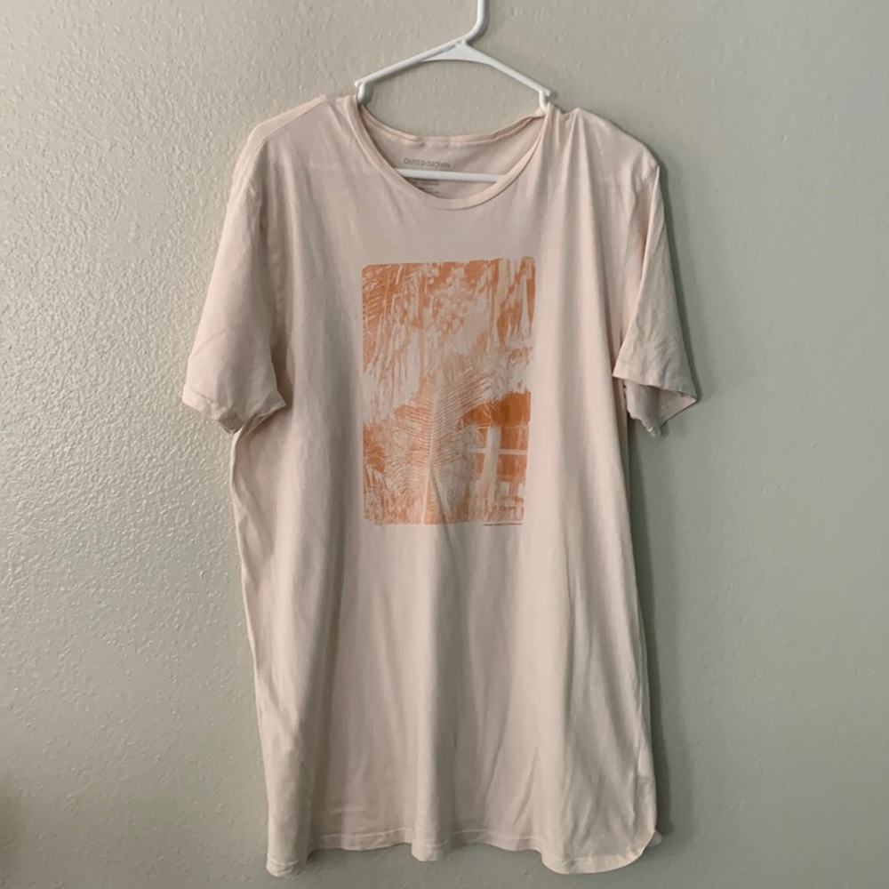 Men’s Outerknown t-shirt Large with palm design on front